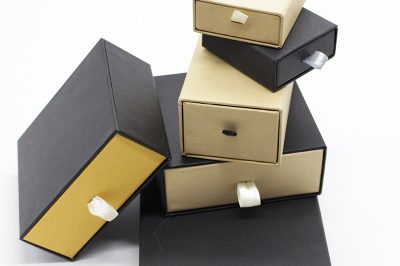 Kraft gift boxes 400