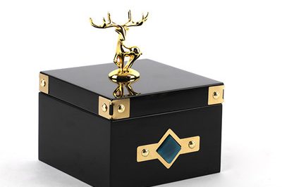 Wooden gift boxes 400