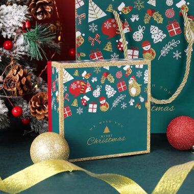 Christmas Garment Paper Gift Boxes