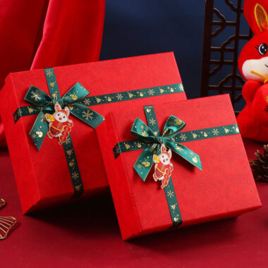 Christmas Garment Paper Gift Boxes