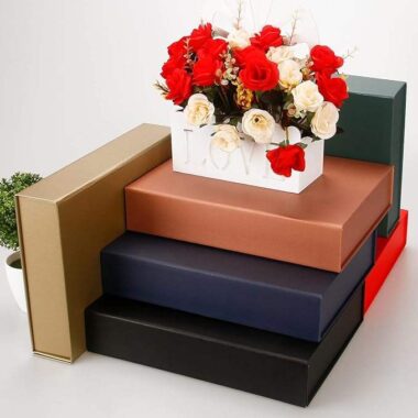 Kraft Magnetic Paper Gift Boxes