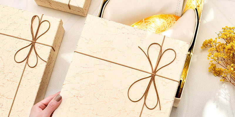 Luxury paper gift boxes