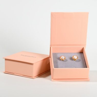 jewelry gift box with gold logo