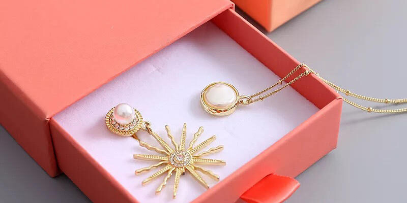 Wholesale custom paper jewelry box