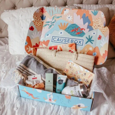 black mailer gift box with logo