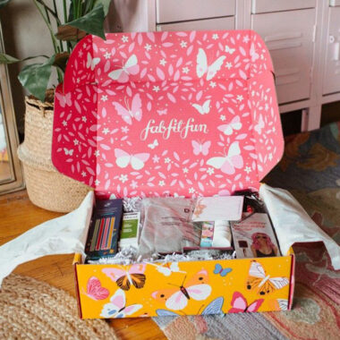 black mailer gift box with logo